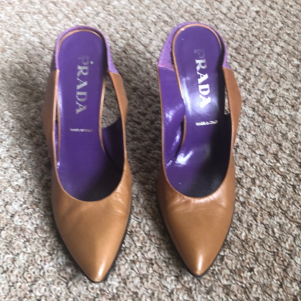 💯 authentic Prada shoes